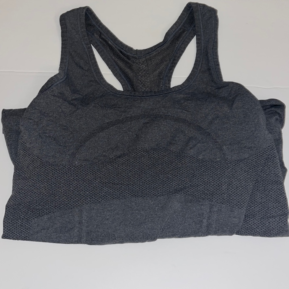 Lulu swiftly racer back tank size 6